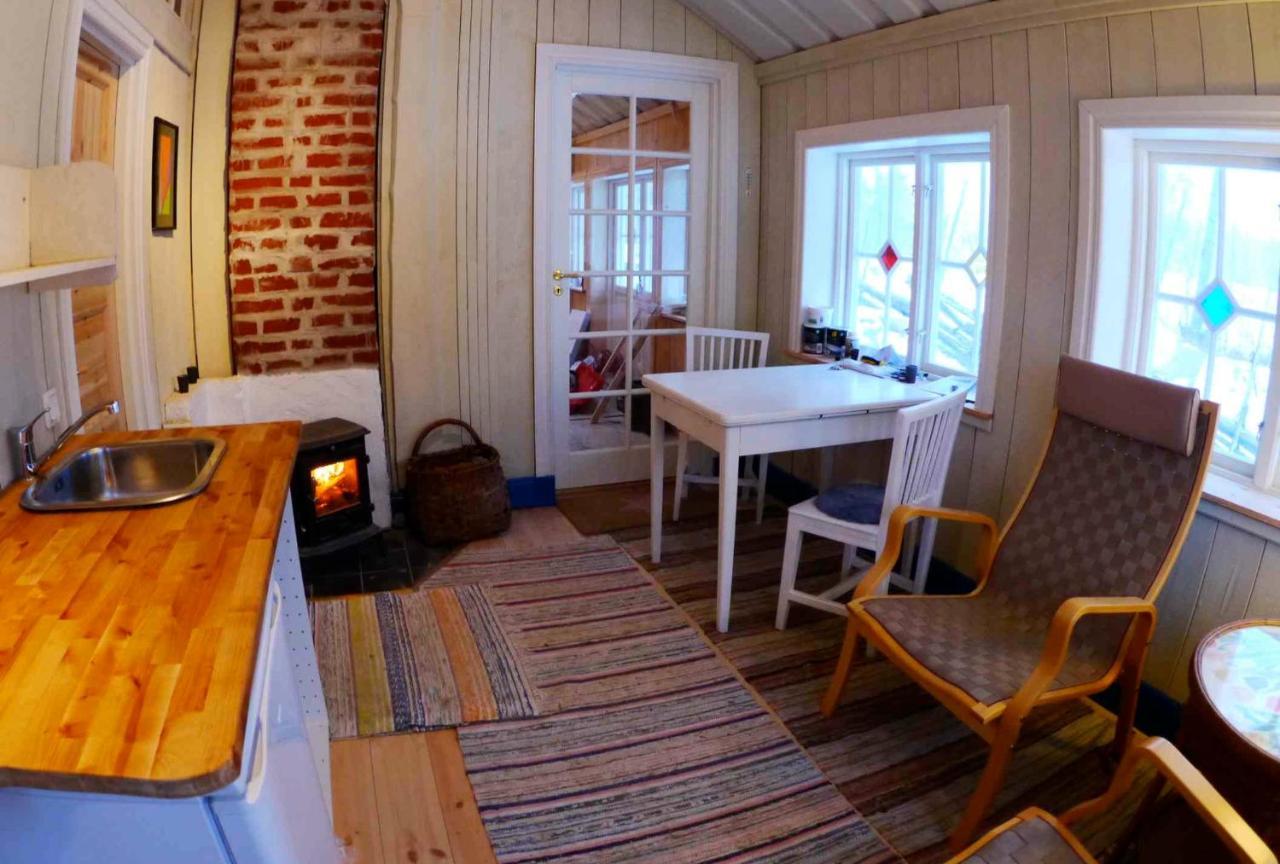 Bed and breakfast Tystberga Logi Extérieur photo